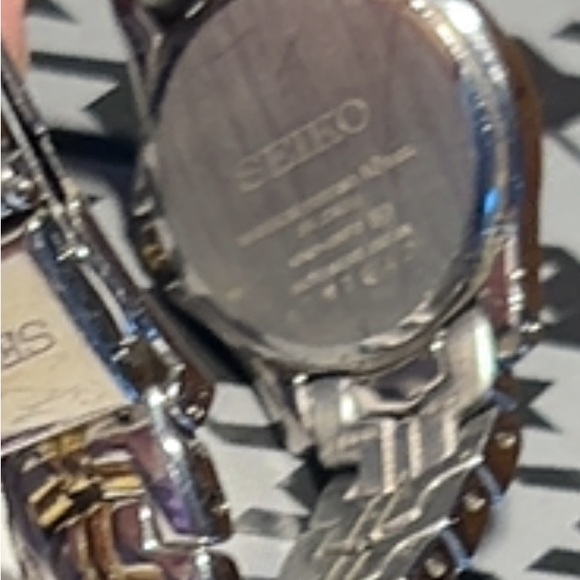 Seiko watch - Ladies with diamonds - Picture 4 of 6